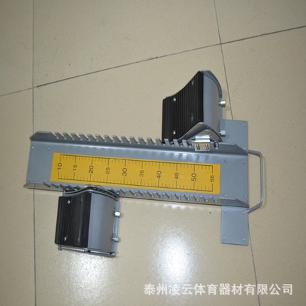 起跑器厂家长期销售优质铝合金助跑器 塑胶跑道起跑器