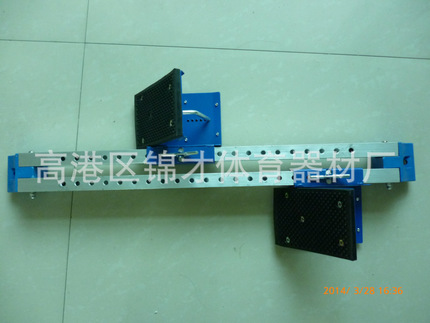 厂家直销多功能起跑器 优质铝合金 铁质 起跑器 塑胶跑道助跑器