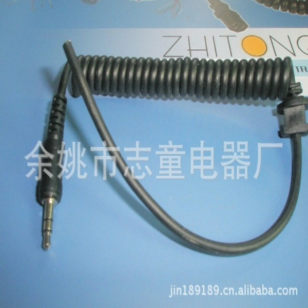 供应USB车充音频弹簧线 2芯手机螺旋塑料PU汽车USB车充音频弹簧线
