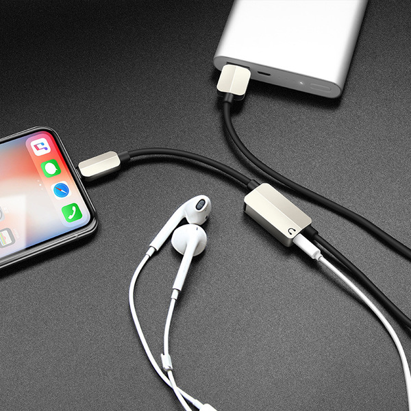 厂家订制适用苹果音频二合一转接数据线iPhone7lighnting转DC音频
