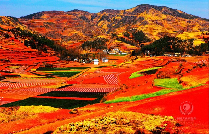 江山如画23云南红土地